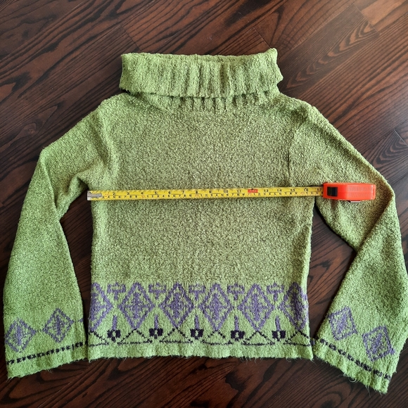 Historia Green Cowl Neck Sweater Size S Flared Sleeves - Picture 6 of 7